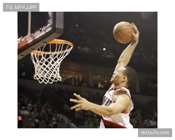 布兰登·罗伊挡拆带动球队进攻高效输出拉开差距